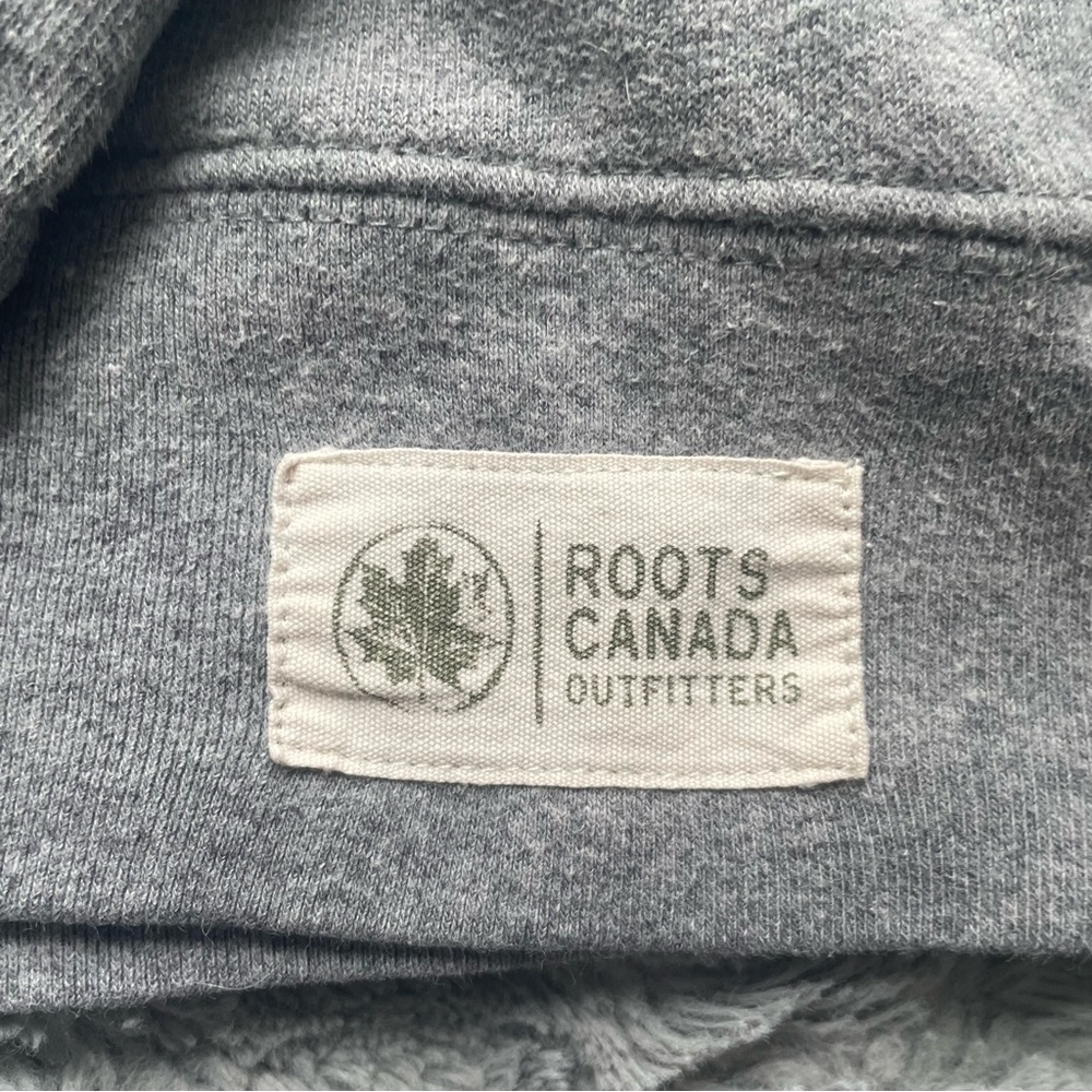 Roots Sweatshirt - Picture 4 of 5